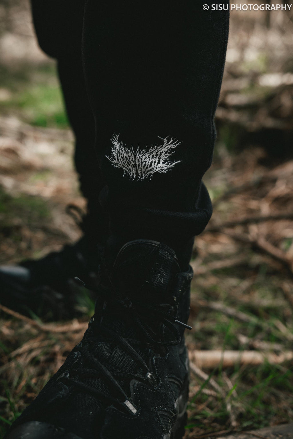 DECEASED BM LOGO BOTTOMS